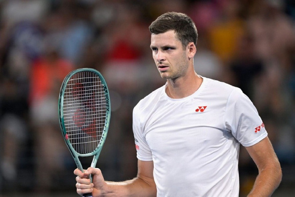 Хуберт Хуркач стал первым финалистом турнира ATP-250 в Женеве