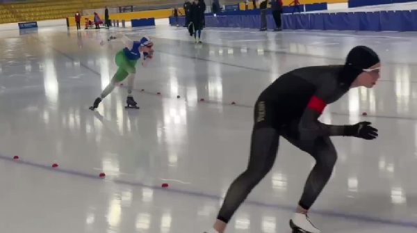 Конькобежцы Доморацкая и Головатюк одержали победы на Кубке Содружества