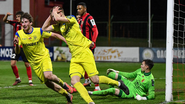 БАТЭ разобрался со "Славией" в Мозыре: фоторепортаж от sport5.by