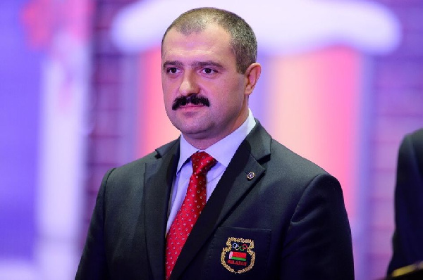 Виктор Лукашенко: "К матчу со сборной России отношусь крайне положительно"