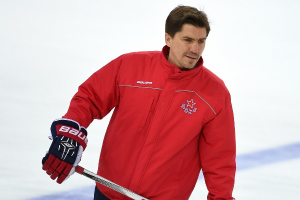 "С некоторыми мы пока говорим на уровне 10-летнего ребенка": Никитин — о взаимоотношениях с игроками