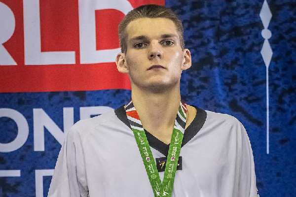 "Вырвал, выцепил, выцарапал": Туравинов — о победе на чемпионате Европы по тхэквондо