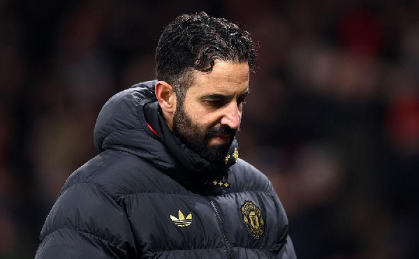 "Манчестер Юнайтед" объявил об увольнении Рубена Аморима