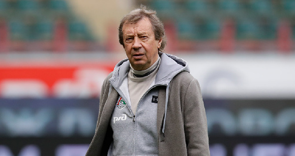 Юрий Сёмин: "Не сказал бы, что наш футбол деградирует"