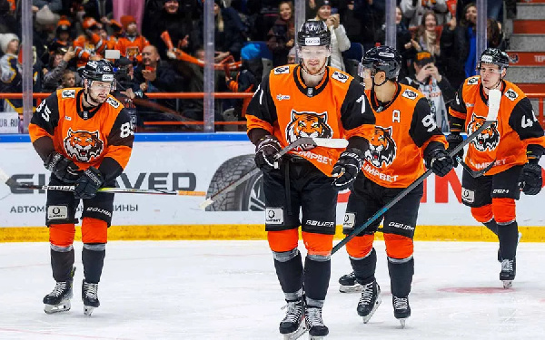 Камбэк на загляденье: "Амур" Андриевского перевернул игру и дожал СКА Сапего