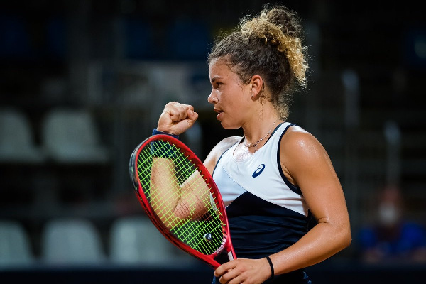 Восьмая ракетка мира снялась с турнира WTA-500 в Токио