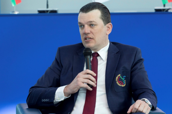 Сергей Рутенко: "Уже обсуждаем проведение теннисных турниров в нашей стране"