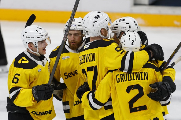 Ассист Скоренова помог "Северстали" обойти минское "Динамо" в таблице