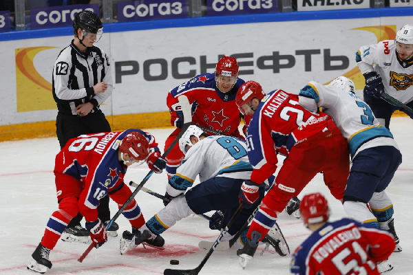 Ассист Дроздова помог ЦСКА обыграть "Сочи" в перенесённом матче КХЛ