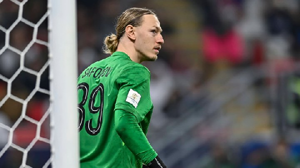 Футболка голкипера ПСЖ Сафонова выставлена на аукцион