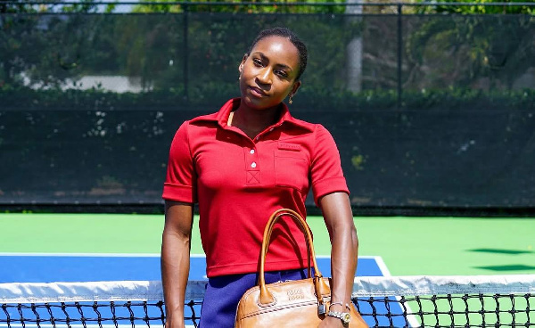 Куда катится этот мир? Коко Гауфф раскритиковали за натуральные волосы и минимум косметики