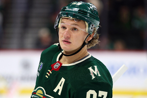 Россиянин Капризов стал самым высокооплачиваемым хоккеистом в истории НХЛ