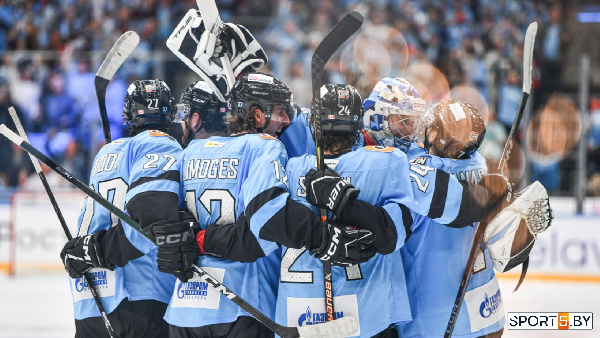 Динамовское дерби за минском: "зубры" разгромили Москву в КХЛ!