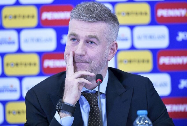 Эдвард Иорданеску: "Качество поля катастрофическое"