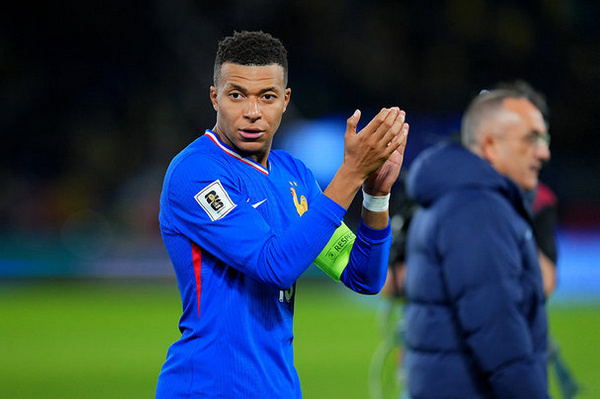 Стали известны главные фавориты на получение "Золотого мяча" в 2026 году