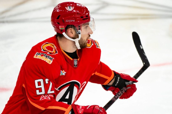 Ассист Горбунова помог "Автомобилисту" одолеть лидера Запада КХЛ