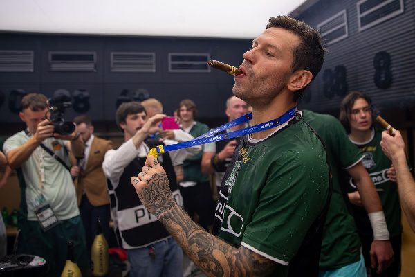 Фёдор Смолов заключил мировое соглашение с потерпевшим по делу о драке