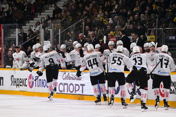 "Авангард" установил клубный рекорд по среднему количеству заброшенных шайб за регулярку