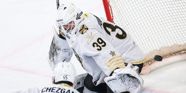 Шайба Белевича помогла "Торпедо" обыграло "Адмирал" и обойти минское "Динамо" в КХЛ