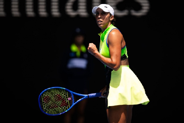 Обидчица Соболенко в финале АО-2025 вышла в третий раунд Открытого чемпионата Австралии