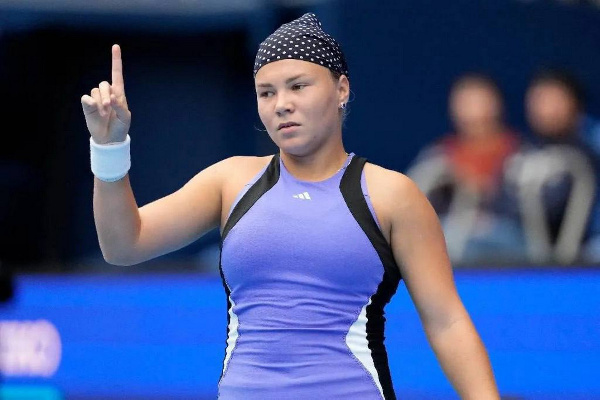 Россиянка Диана Шнайдер вышла в полуфинал WTA-500 в Нинбо