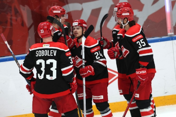 "Спартак" в результативном матче обыграл "Ладу": вышел ли Бокун на лед?