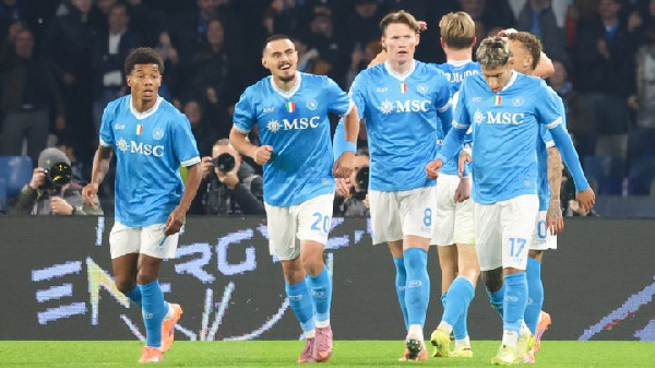 "Наполи" вышел в финал Суперкубка Италии, обыграв действующего обладателя трофея