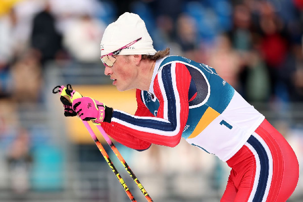 Йоханнес Клебо впервые в карьере выиграл олимпийский марафон