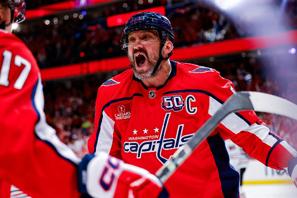 Александр Овечкин обновил очередной рекорд НХЛ, Гретцки далеко позади