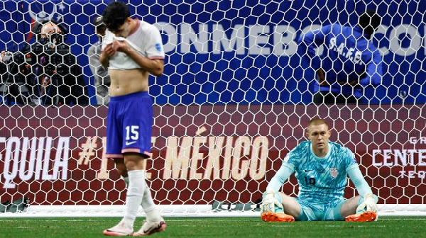 Уругвай разгромил Боливию, Панама сенсационно обыграла США в матчах игрового дня Копа Америки