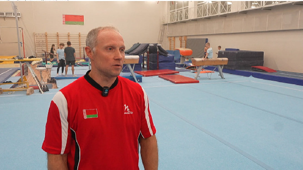 Мировая легенда гимнастики в Минске: как выглядит 50-летний Иванков?