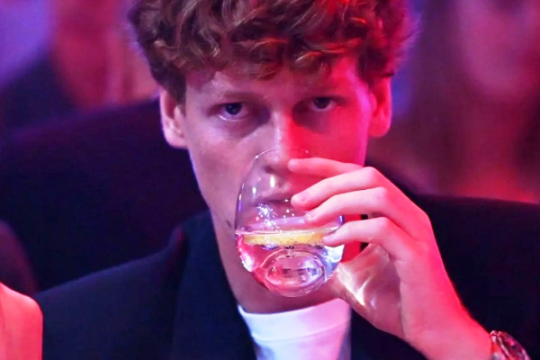 Вторая ракетка мира презентовал новую коллекцию Gucci