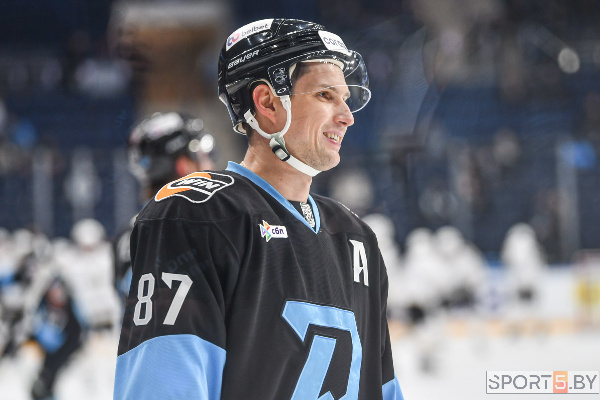 Павел Буре: "Вадим Шипачев набрал 1000 очко еще в матче с ЦСКА"