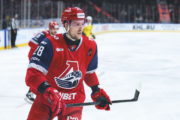 Защитник "Локомотива" считает, что они могут обыграть любую команду в плей-офф