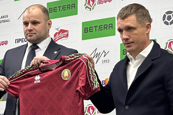 "Человек, который может объединить нашу нацию": Молош — о Ганчаренко