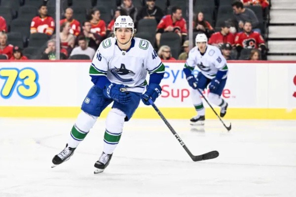 Климович и Сидоров сошлись в матче АХЛ: победитель определился с минимальным счетом