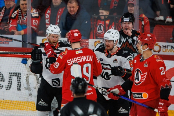 Ассистентский дубль Горбунова принес "Автомобилисту" разгромную победу над "Трактором"