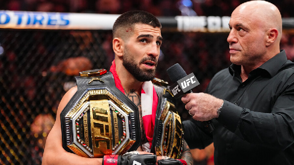 Один из ведущих бойцов UFC может лишиться боя в Белом доме из-за своего происхождения