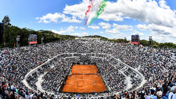 Играют подруги Соболенко и Швёнтек: расписание WTA-1000 8 мая
