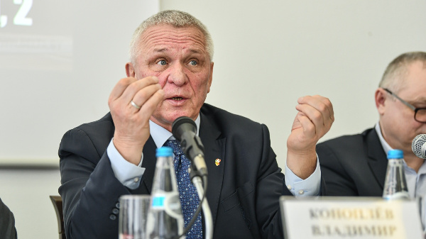 Коноплёв рассказал, когда можно ждать решений по допуску гандбольных сборных