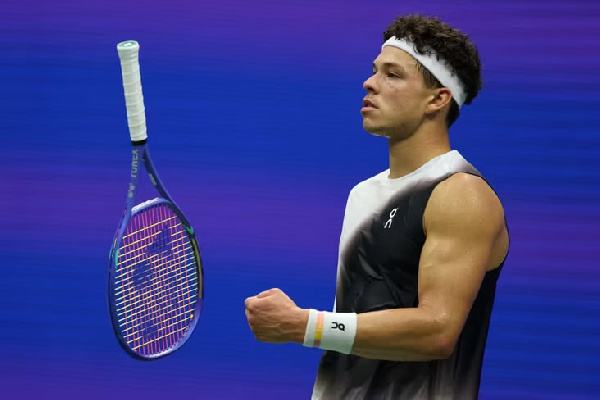 Финалист US Open по неизвестной причине снялся с "пятисотника" в Токио