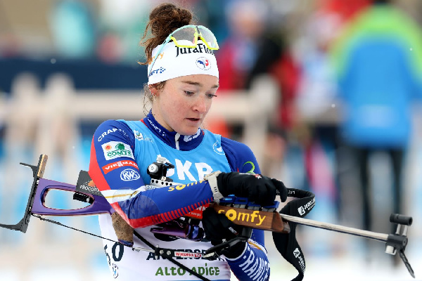 "Трибуны придавали мне дополнительных сил": французская биатлонистка — о победе на домашнем этапе КМ