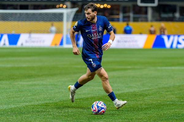 Кварацхелия не стал лучшим спортсменом Грузии, несмотря на 6 титулов