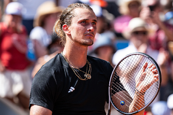 Александр Зверев уверенно пробился в четвертьфинал в Мюнхене