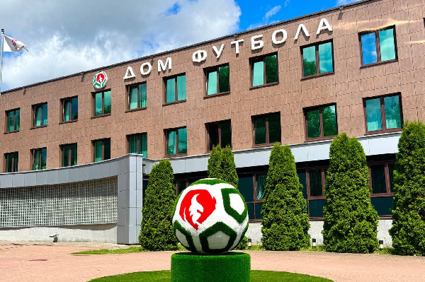 АБФФ оштрафовала брестское "Динамо", "Славию" и Игоря Ковалевича
