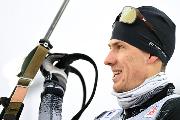 Латыпов не смог назвать Смольского лучшим биатлонистом минувшего сезона