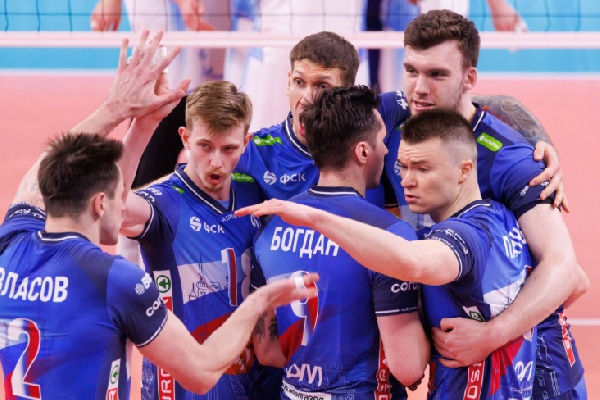 Московское "Динамо" с белорусами стало чемпионом России по волейболу