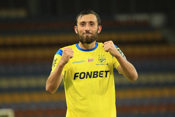 БАТЭ обыграл "Неман" в матче 27-го тура БВЛ с двумя удалениями 