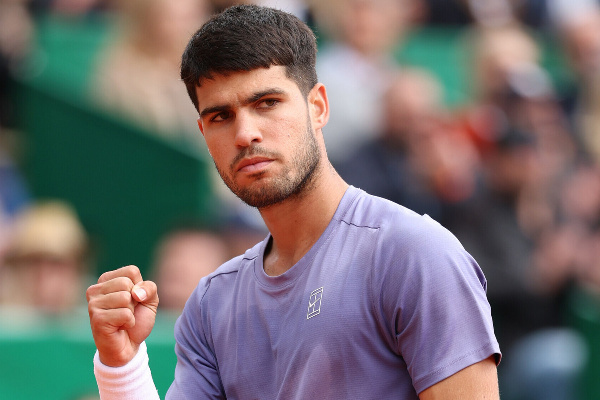 Первая ракетка мира поздравил сборную Италии с победой на Кубке Дэвиса