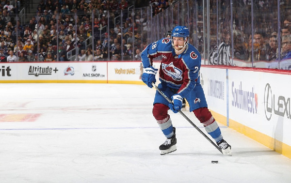 "Колорадо" уступил "Сан-Хосе" в овертайме: Илья Соловьев отыграл девять минут